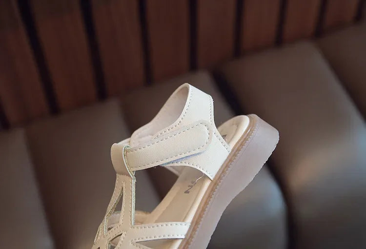 Girls Cut Out Closed-Toe Sandals
